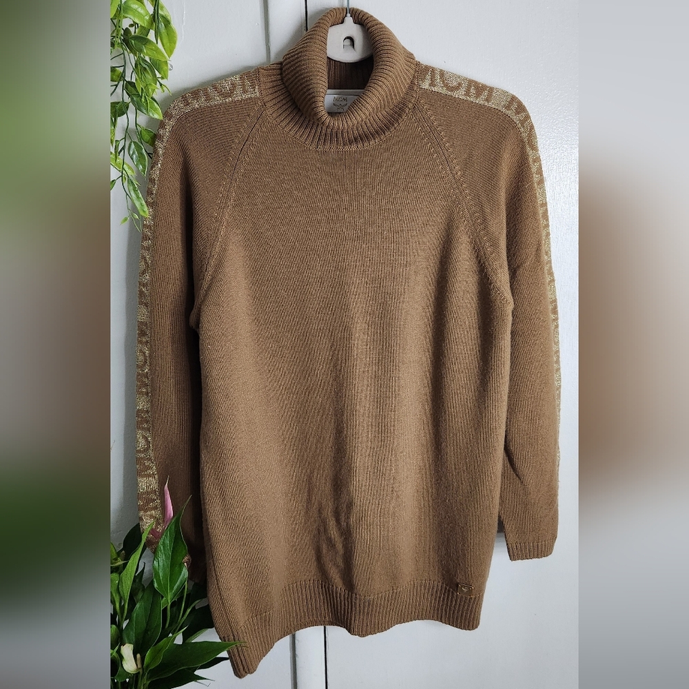 ✨ MCM Luxury Wool Blend Turtleneck Sweater 🤎 Camel Brown Designer Knit ✨